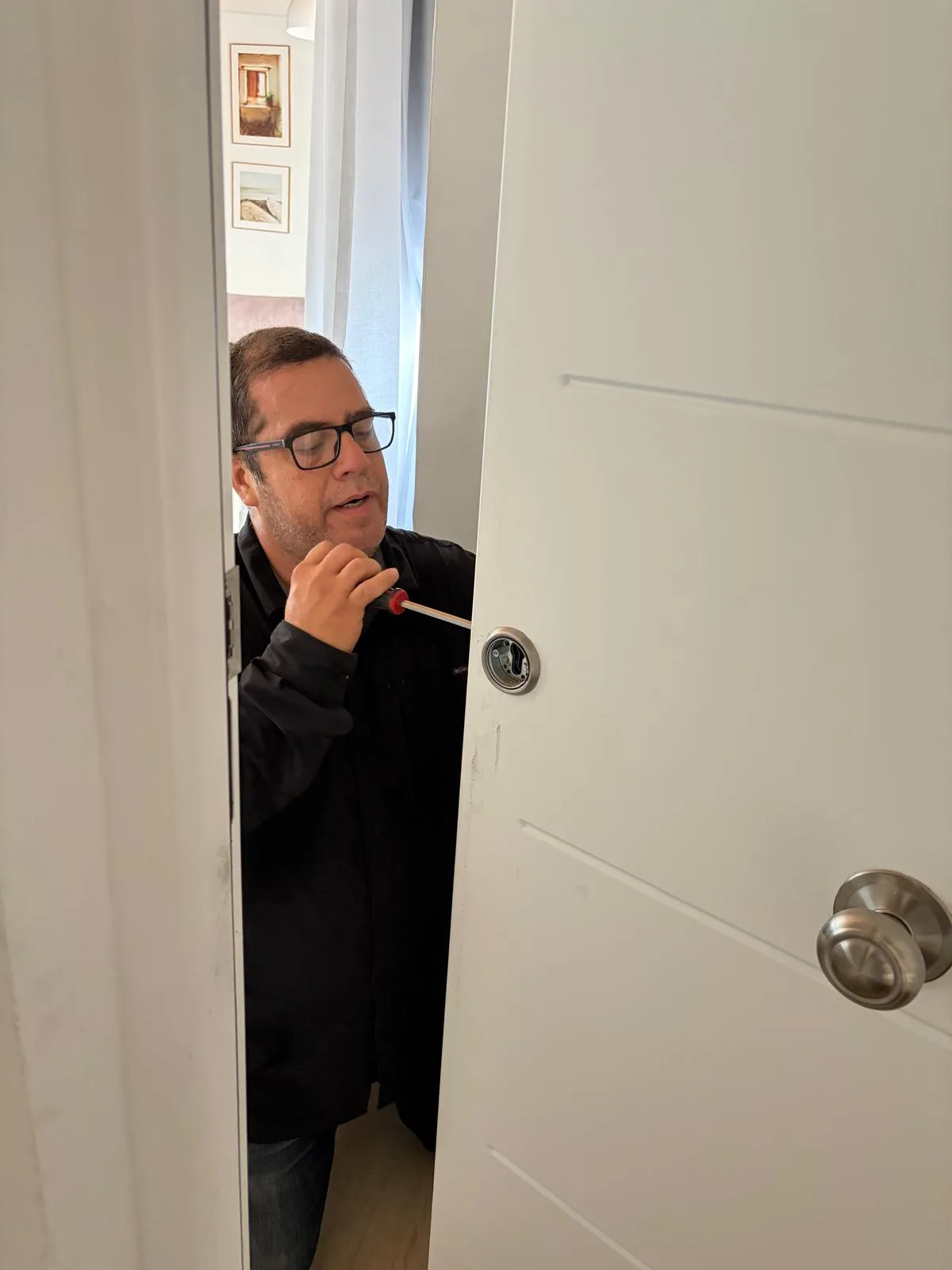 poner segunda cerradura seguridad